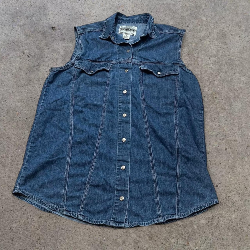 Vintage 1994 Levis Trucker Denim Vest Blue Button Front Western‎ Oversized M